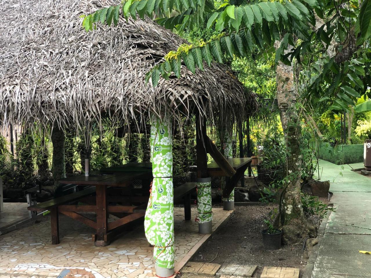 Pension Hibiscus Tahaa Uturoa Εξωτερικό φωτογραφία